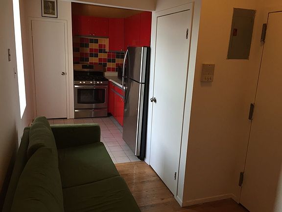 2nd image of 255 E 110th St APT 5B