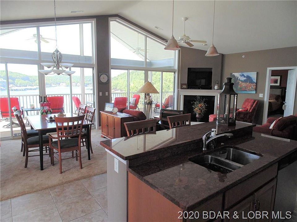 1st image of 985 Summer Place Dr Unit 5A