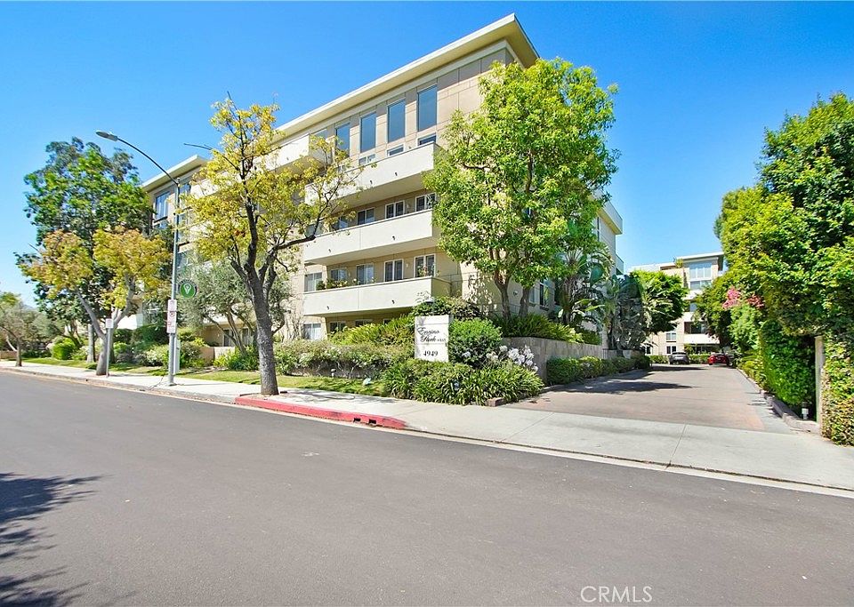 1st image of 4949 Genesta Ave Unit 404