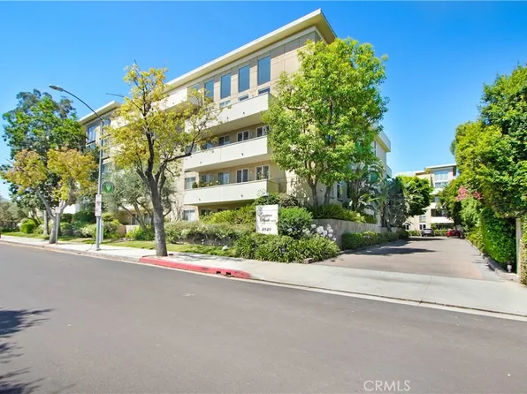 4949 Genesta Ave Unit 404, Encino, CA 91316