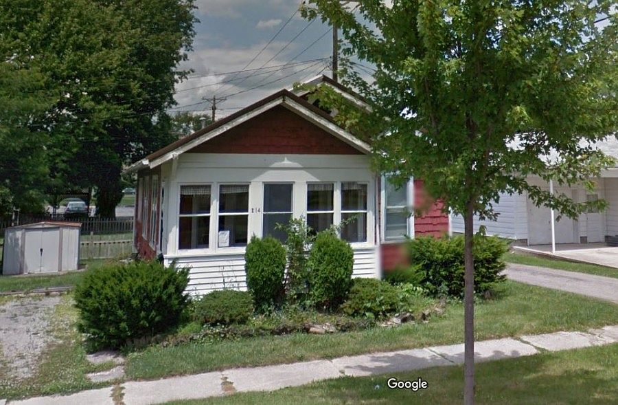 1st image of 214 E Walker St