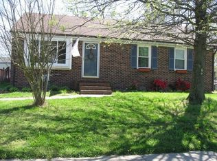 3723 Stanley Dr, Chesapeake, VA 23323