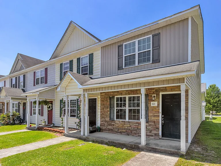 1011 Banister Loop — Photo 23