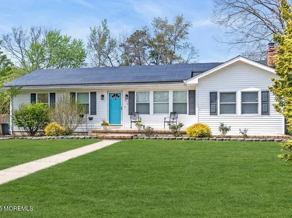 214 Atlantis Avenue, Manahawkin, NJ 08050