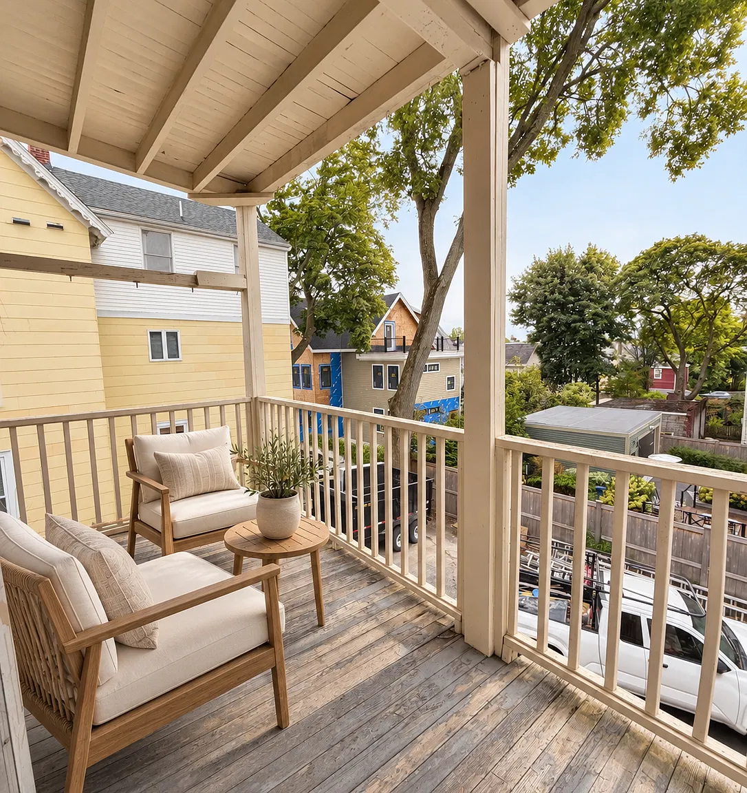 2 bed, 900 sqft, $3,300 — Photo 2
