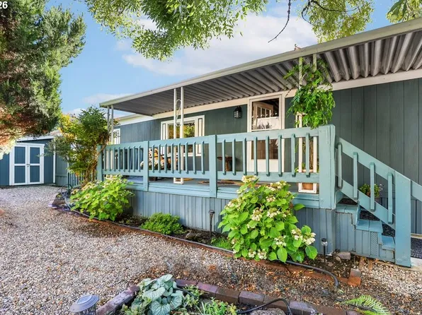 1475 Green Acres Rd Spc 121, Eugene, OR 97408