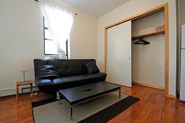 Rented by Azulay Group