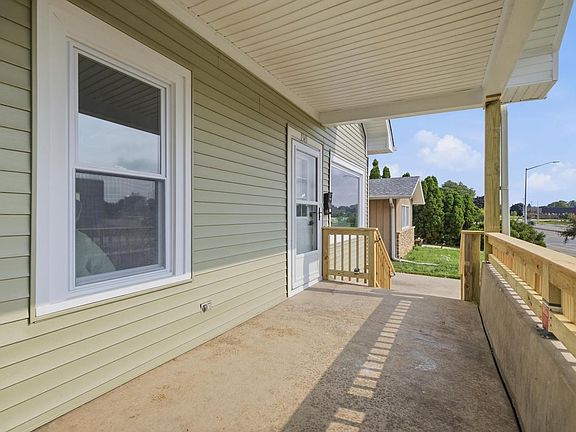 2nd image of 1341 Ohio STREET