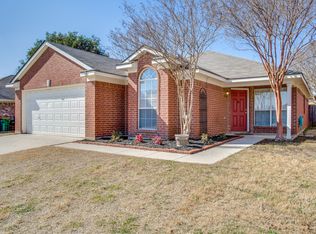 741 Thousand Oaks Dr, Lake Dallas, TX 75065
