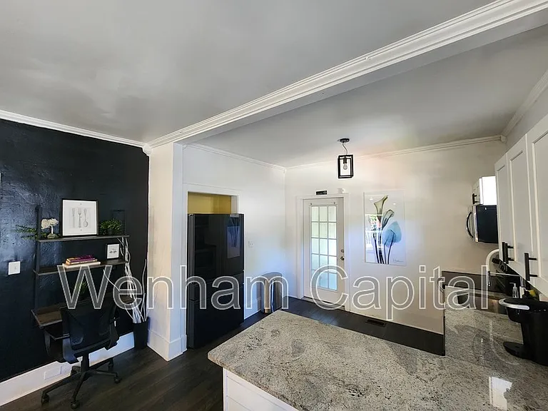 1116 Montreat Ave SW — Photo 9