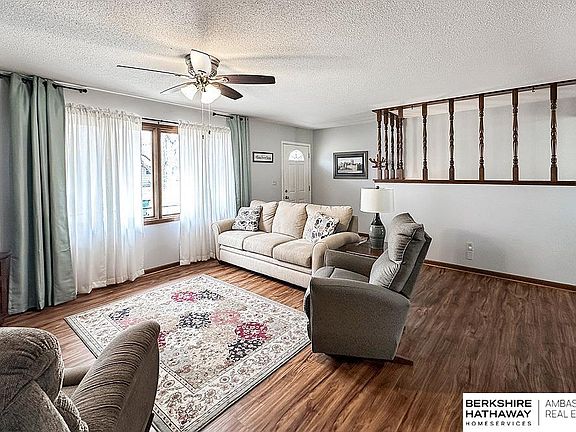 5th image of 731 N 14th Ave