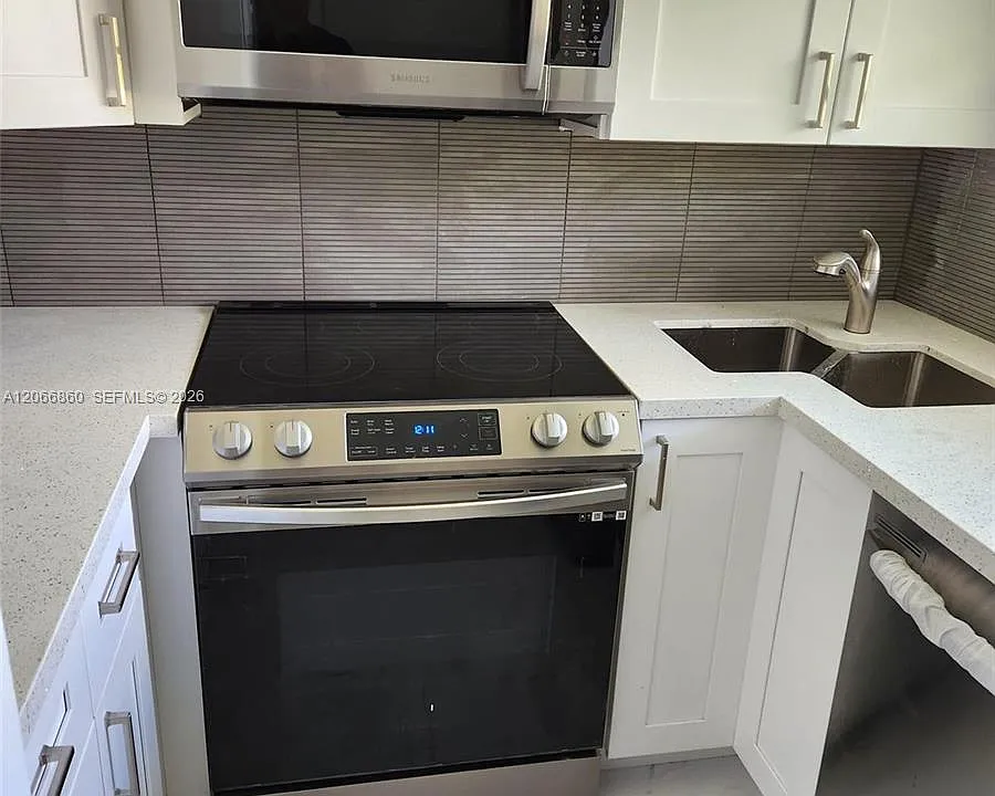 1333 E Hallandale Beach Blvd #423
