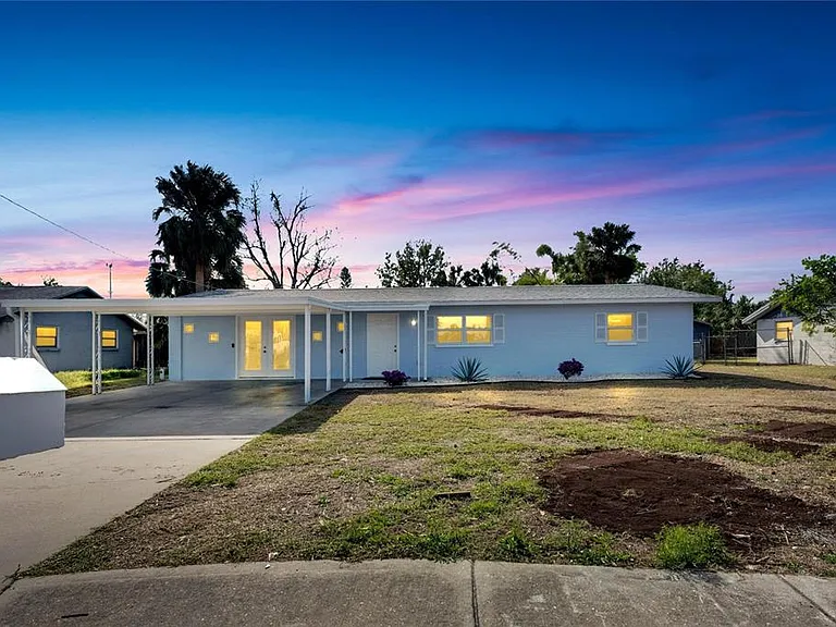 660 Flamingo Dr — Photo 1