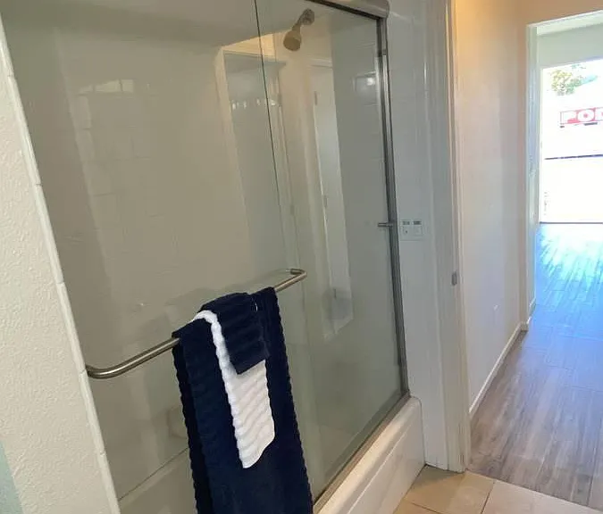 567 Johnston St — Photo 18