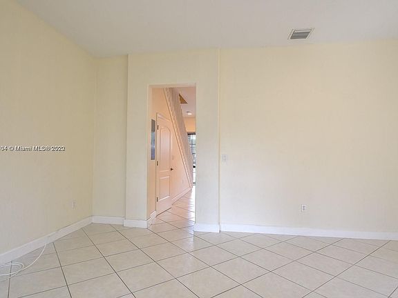 4th image of 14725 SW 5th St #4-47