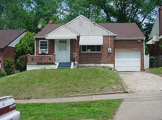 1828 Sunnybrook Dr, Cincinnati, OH 45237
