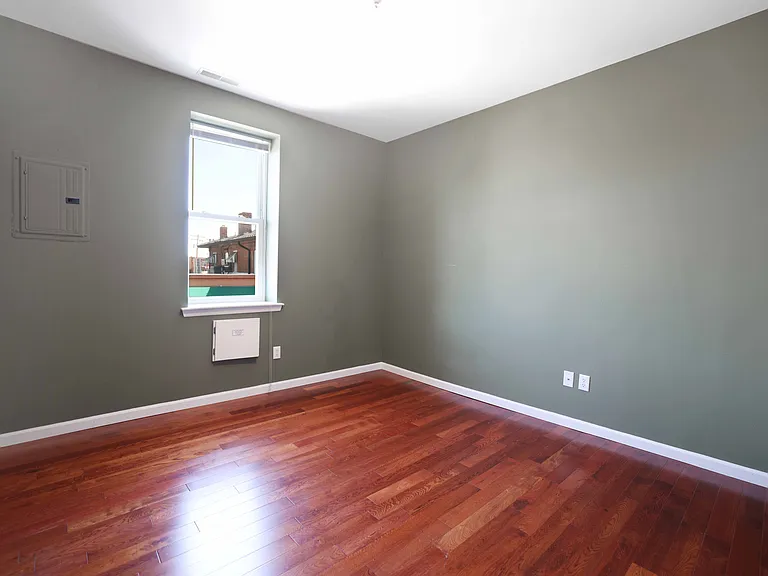 5200-5208 Wilson Ave #5204 — Photo 20
