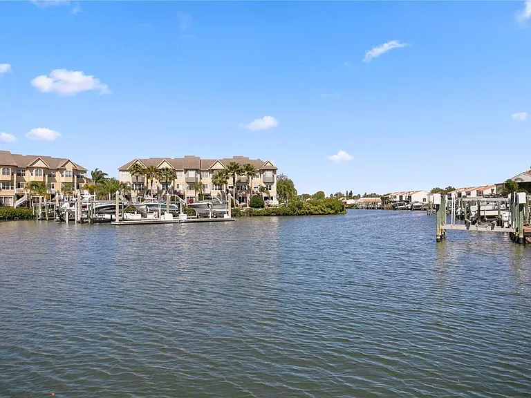 4130 Causeway Vista Dr — Photo 57