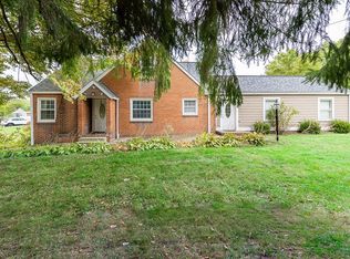 262 Blackhawk Rd, Beaver Falls, PA 15010