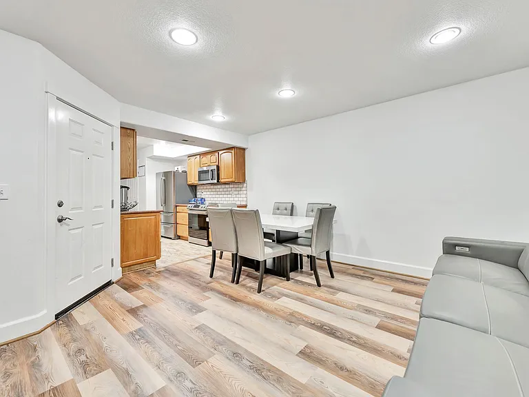 17512-17572 SE Pine St — Photo 55