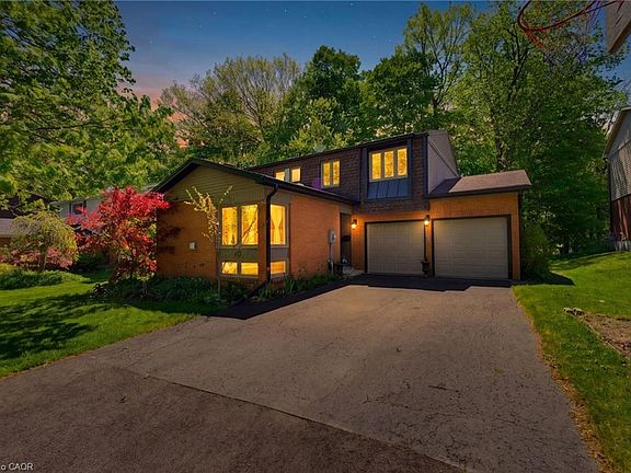 2nd image of 30 Jerome Park Dr