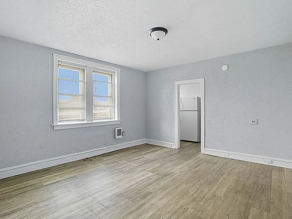 3rd image of 1806 W Champlost St #C-01