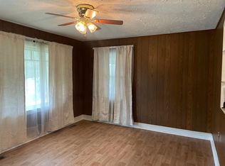 4870 W Pea Ridge Rd, Huntington, WV 25705