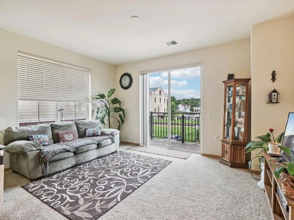 111 West Fulton Street #205, Edgerton, WI 53534