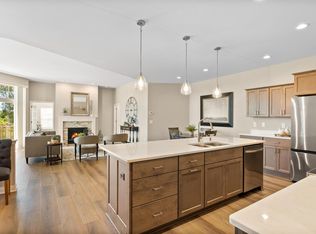 The Glen At Standing Stone, Waukesha, WI 53189