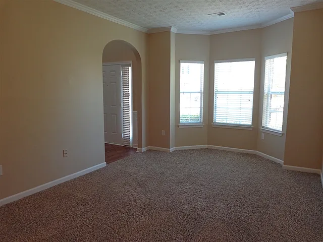 3661 Morinda Dr — Photo 9