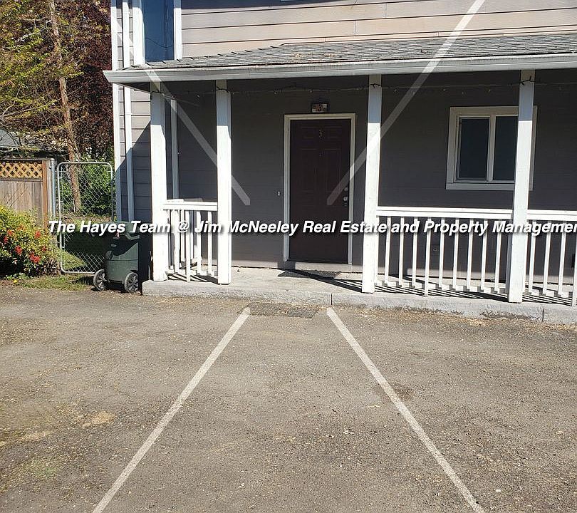 1st image of 367 NW Bailey Ave APT 3