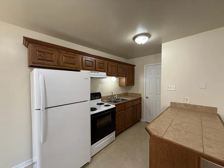44068 S Baptist Rd #5 — Photo 5