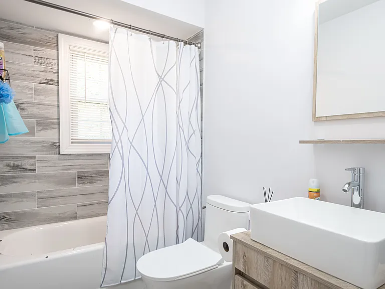 5 Beaver Brook Dr — Photo 10