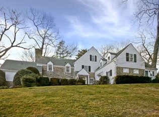 12 Larkspur Ln, Rye, NY 10580