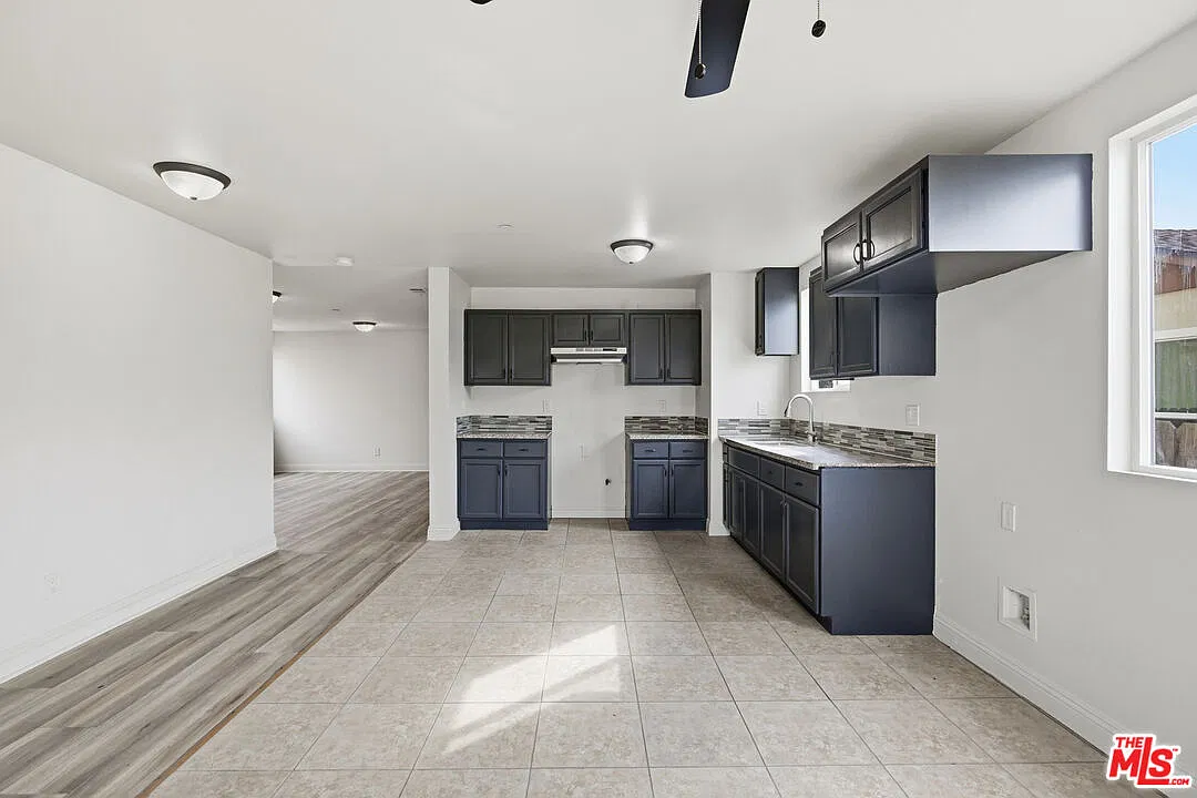 5 bed, 3.0 bath, 1200 sqft, $3,999 — Photo 3
