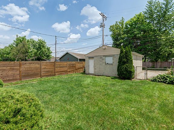 4th image of this home