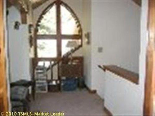 5th image of 10401 Northwoods Blvd