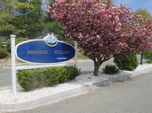 2nd image of 25 Blue Heron Dr