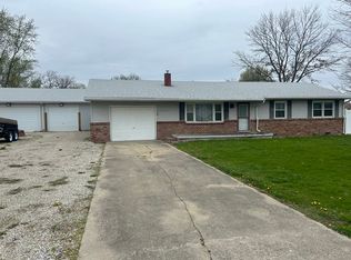 2204 Saint Frances Rd, Danville, IL 61834