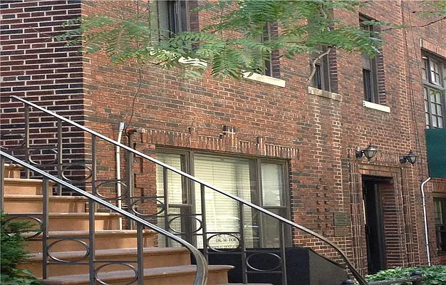 Rented by Buchbinder & Warren | media 22