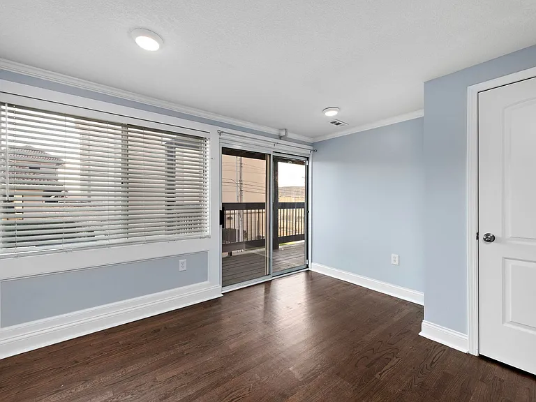 4544 Summit St — Photo 89