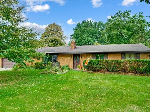 162 Green Vista Dr, Enon, OH 45323