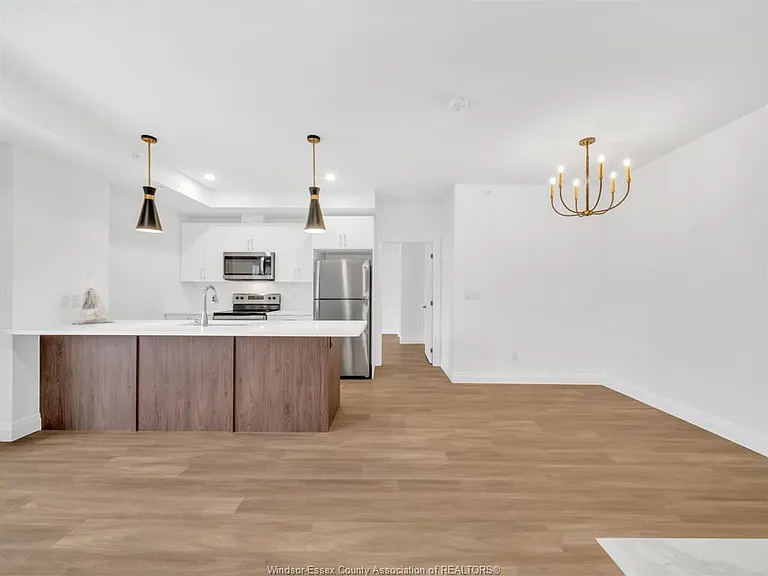 3817 Howard Ave #411 — Photo 6