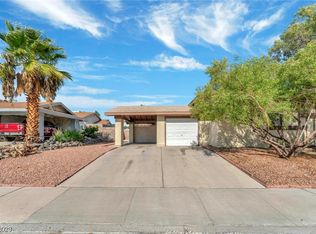6720 Ledgewood Dr, Las Vegas, NV 89103