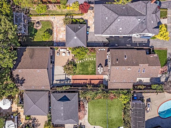 4th image of 301 Engle Rd