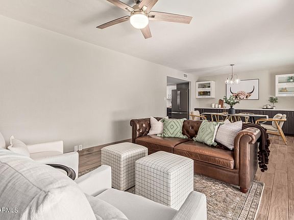 4th image of 6236 S LOS FELIZ Drive