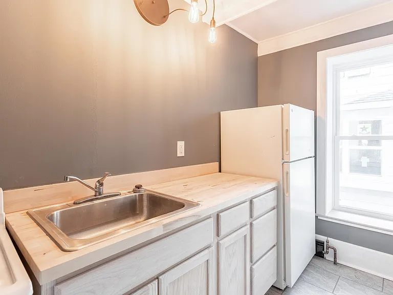 2280 Annabelle St #6 — Photo 4