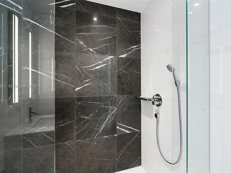 300 Biscayne Boulevard Way #4009W — Photo 31