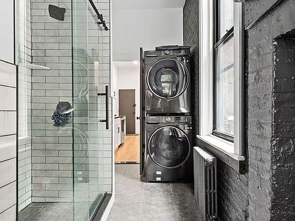 5th image of 431 W 48th St APT 1W
