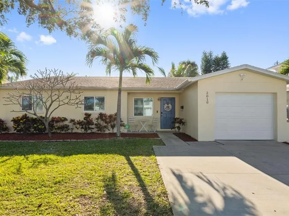 2010 Bayou Grande Blvd NE, Saint Petersburg, FL 33703